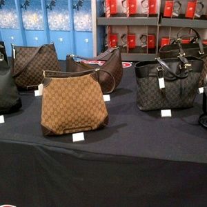 Meet your Posher, India